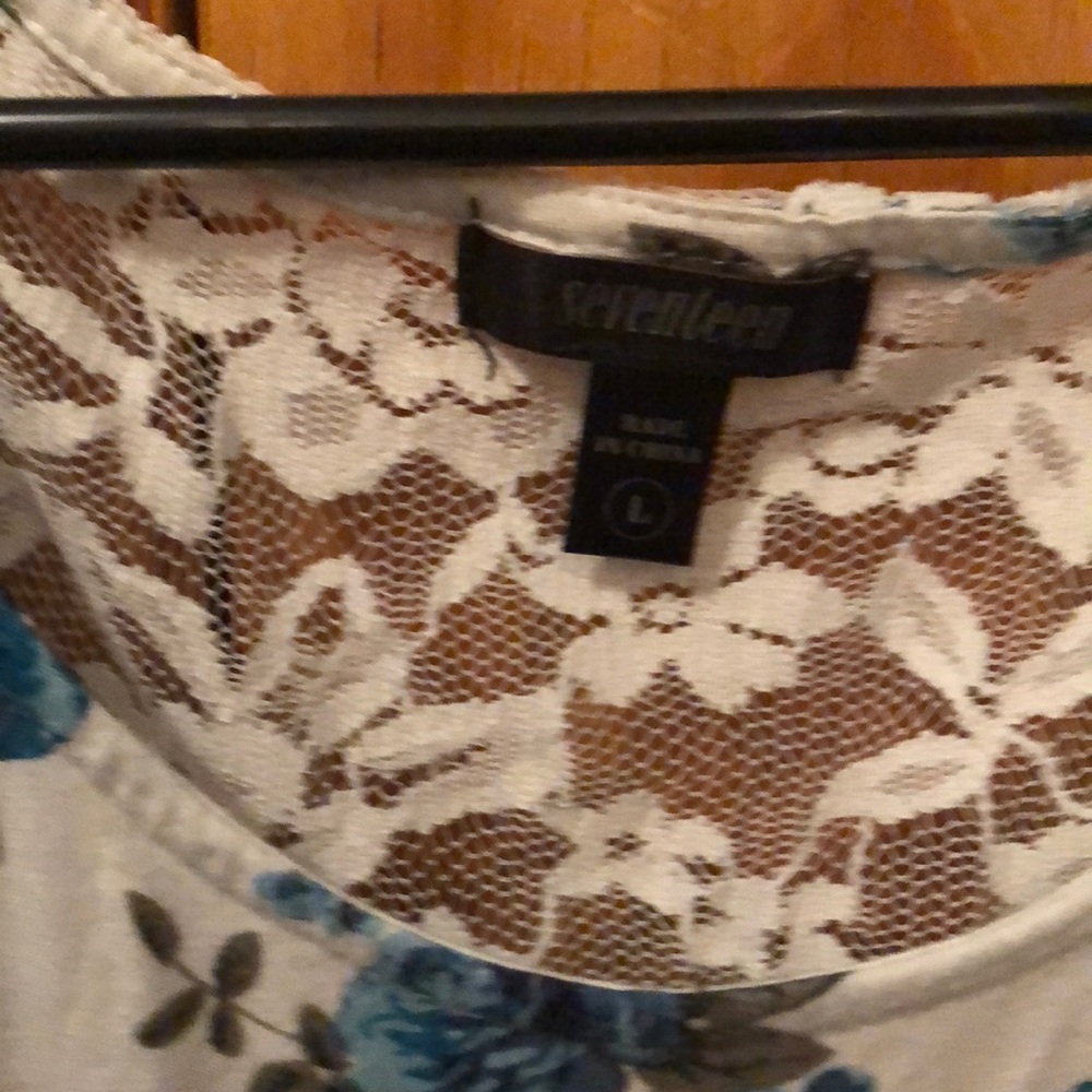 Tanktop - Picture 3 of 3